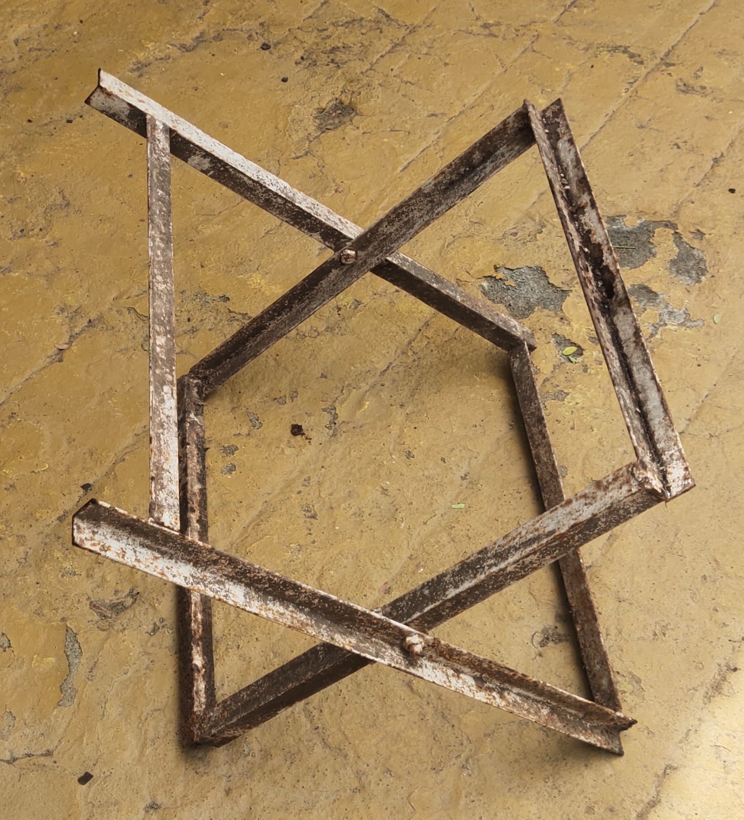 Italian Bee Box Stand 5 kg